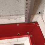 Rzeczoznawca budowlany sporządza ekspertyzy budowlane, a także ocenia instalacje i materiały w budynku. Rzeczoznawca budowlany sporządza ekspertyzy budowlane, a także ocenia instalacje i materiały w budynku.